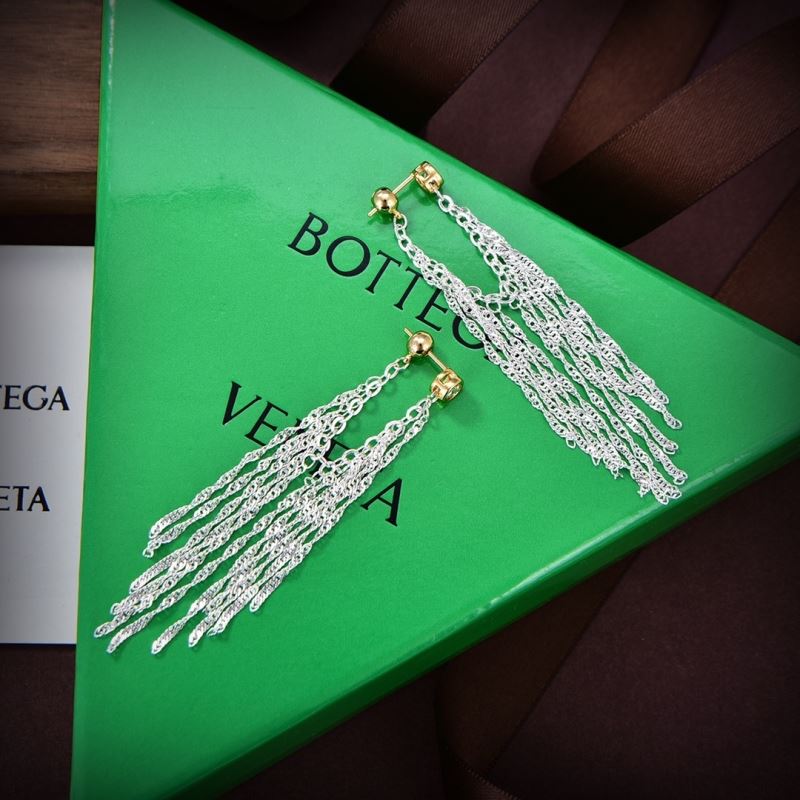 Bo*te*ga venenta earrings